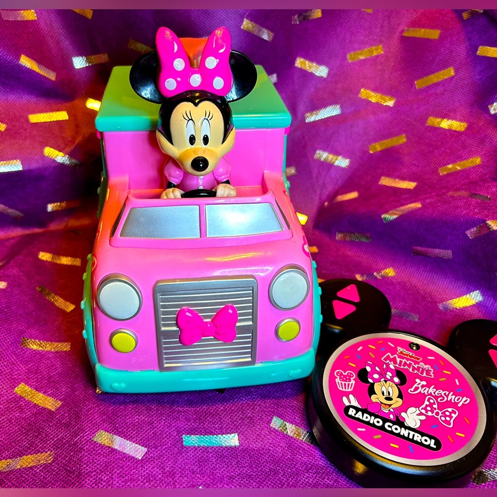 Minne Mouse Remote Controlled Car